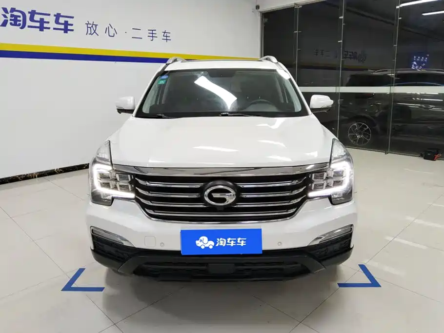 GAC Trumpchi GS8 2017 — фото 2