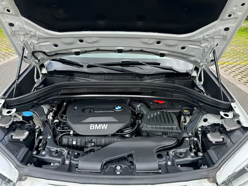 BMW X1 2017 — фото 13