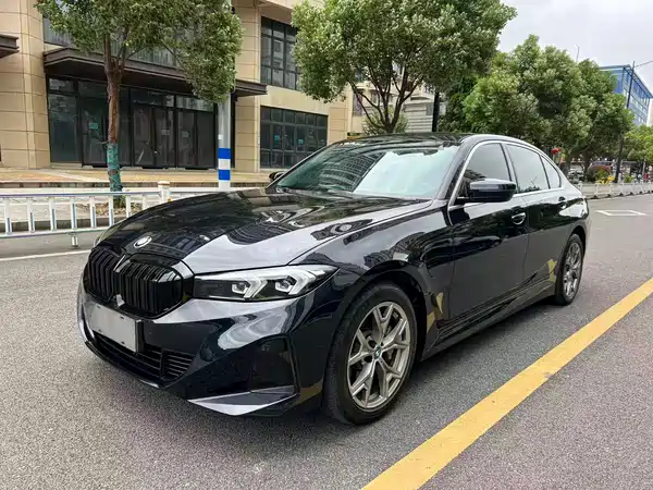 BMW i3 2024