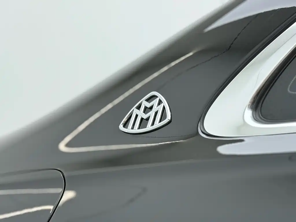 Mercedes-Benz Maybach S-Class 2022 — фото 8