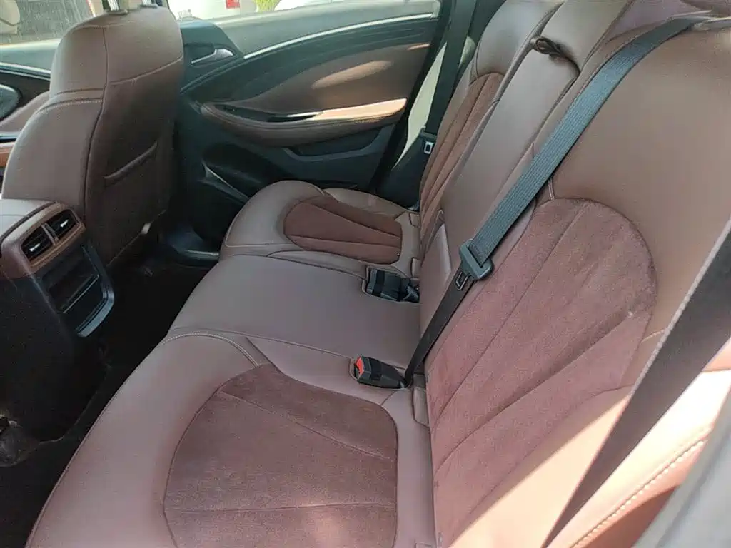 Buick Envision Plus 2017 — фото 17