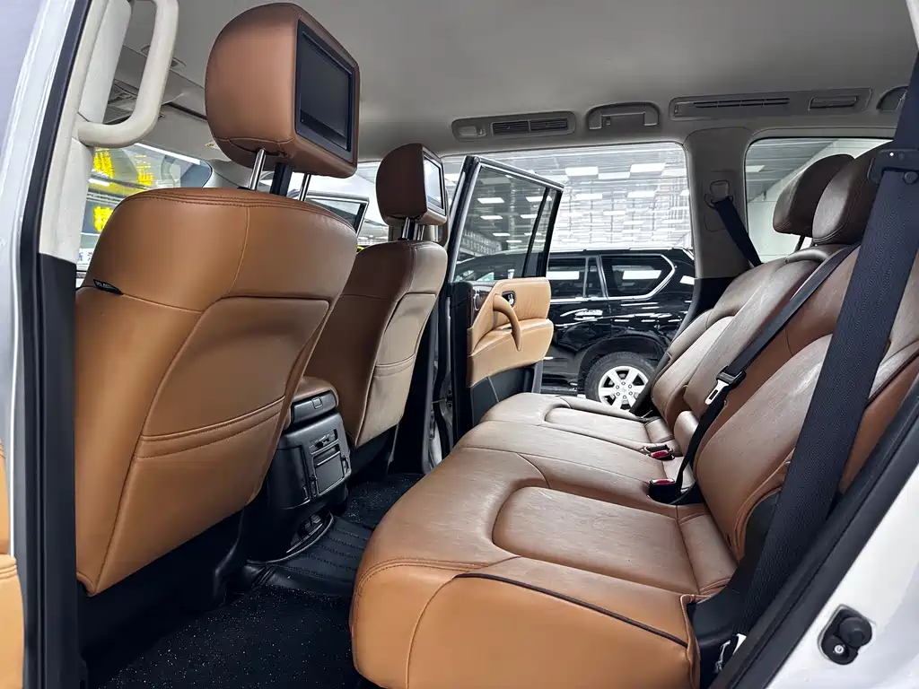 Nissan Patrol 2019 — фото 10