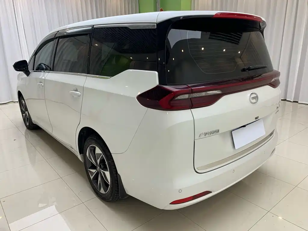 GAC Trumpchi M6 2022 — фото 6