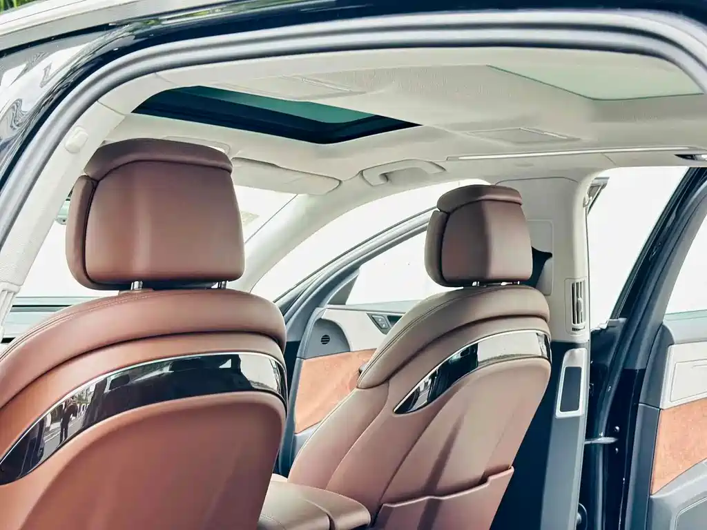 Audi A8 2013