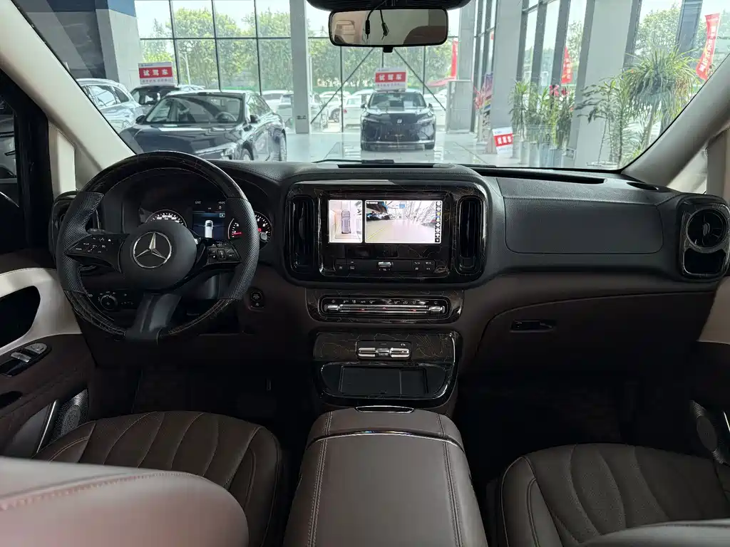 Mercedes-Benz Vito 2025 — фото 10