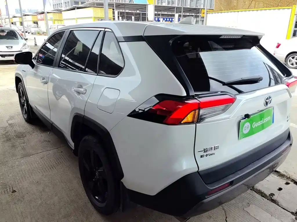 Toyota RAV4 2022