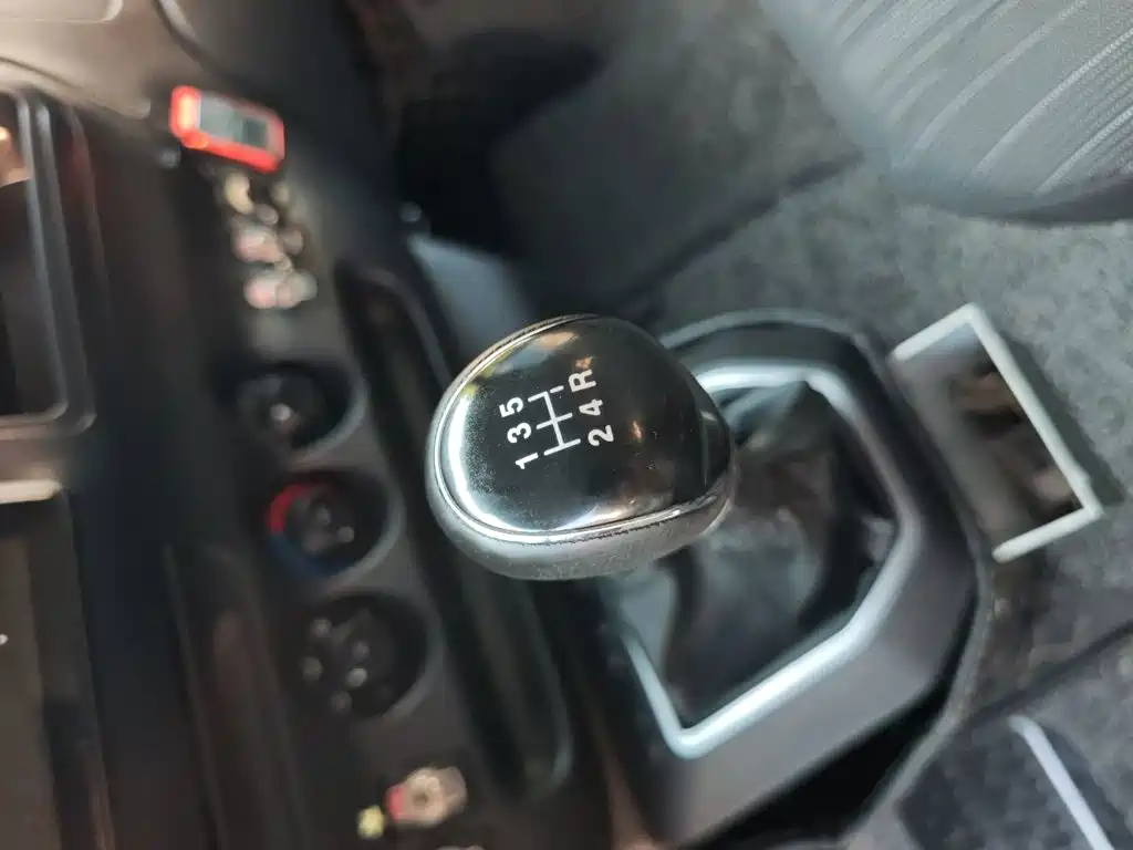 JMC Tesla 2022