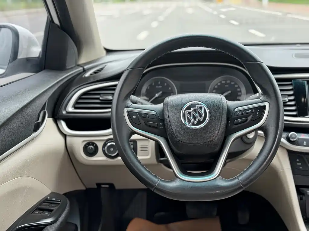 Buick Excelle 2019 — фото 10