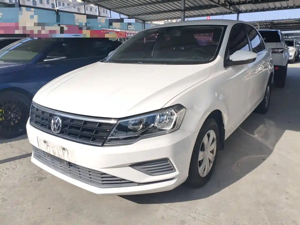 Volkswagen Jetta 2018 — фото 1