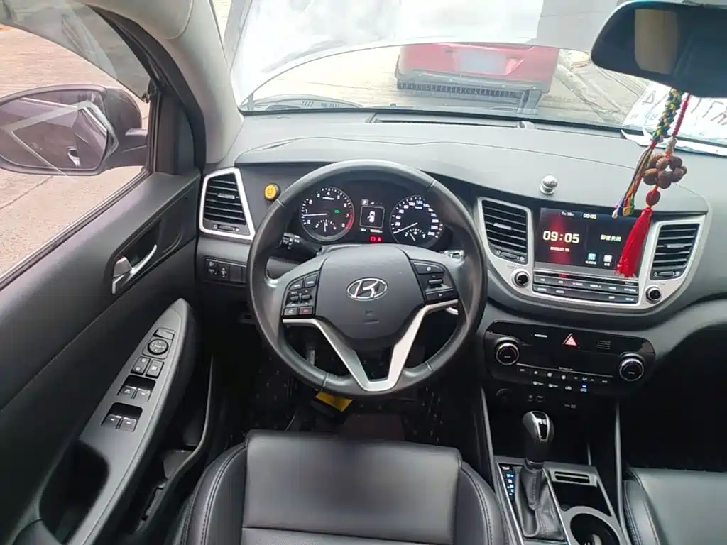 Hyundai Tucson 2016 — фото 11