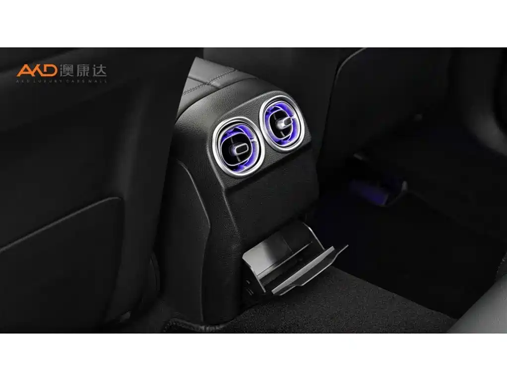 Mercedes-Benz C-Class 2022 — фото 9