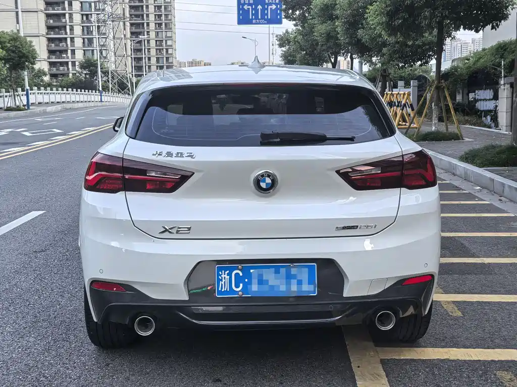 BMW X2 2022 — фото 5