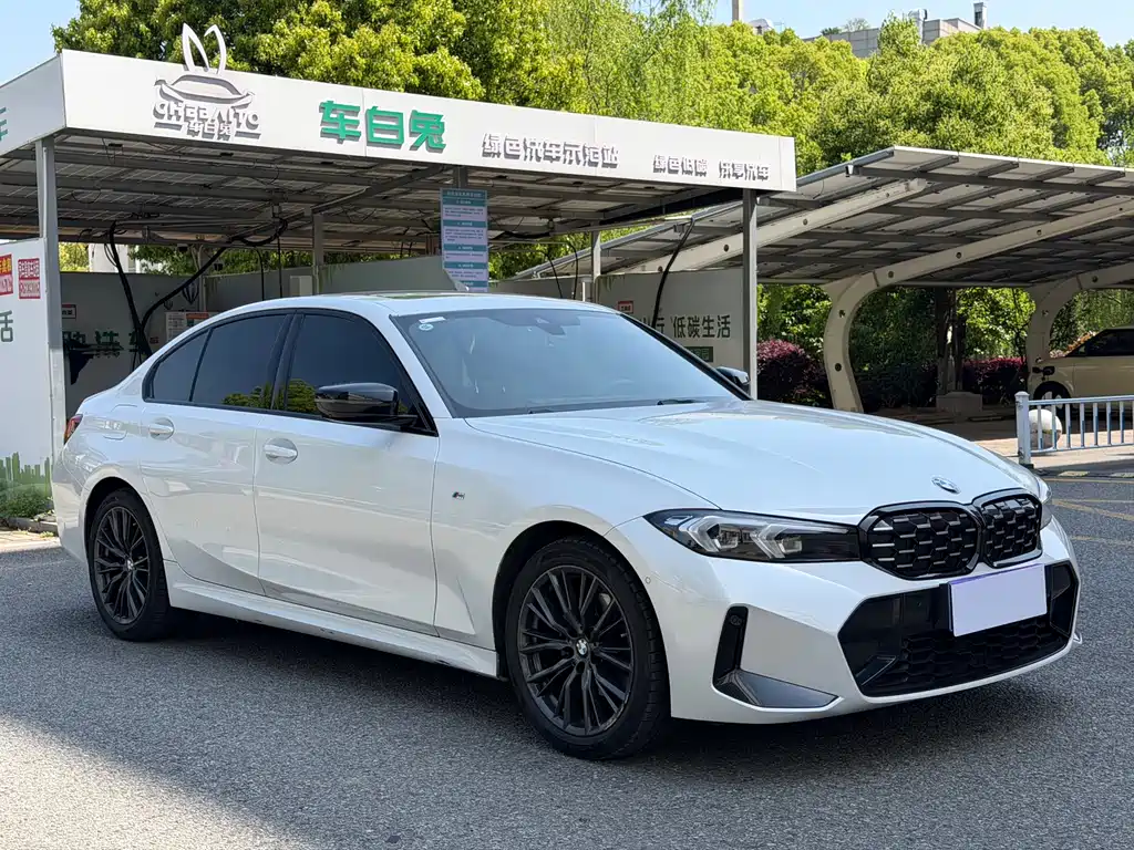 BMW 3 Series 2024