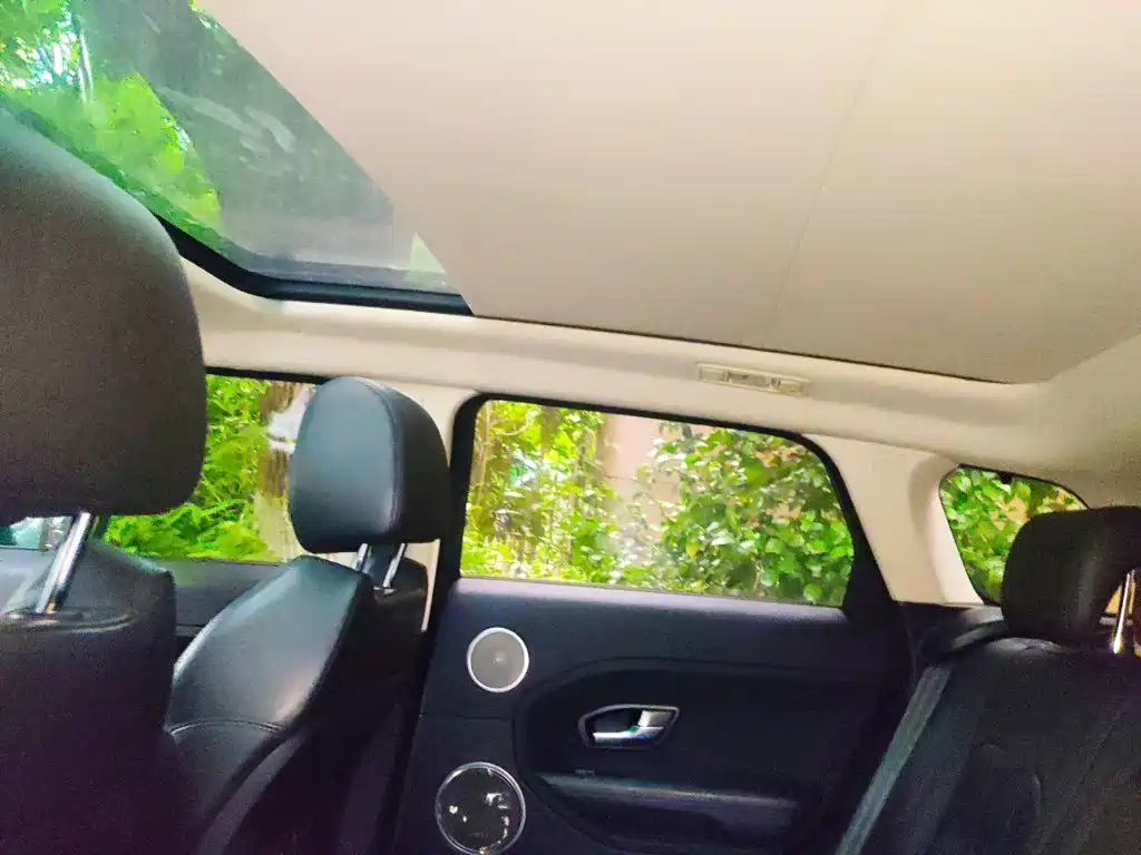 Land Rover Range Rover Evoque 2015 — фото 9