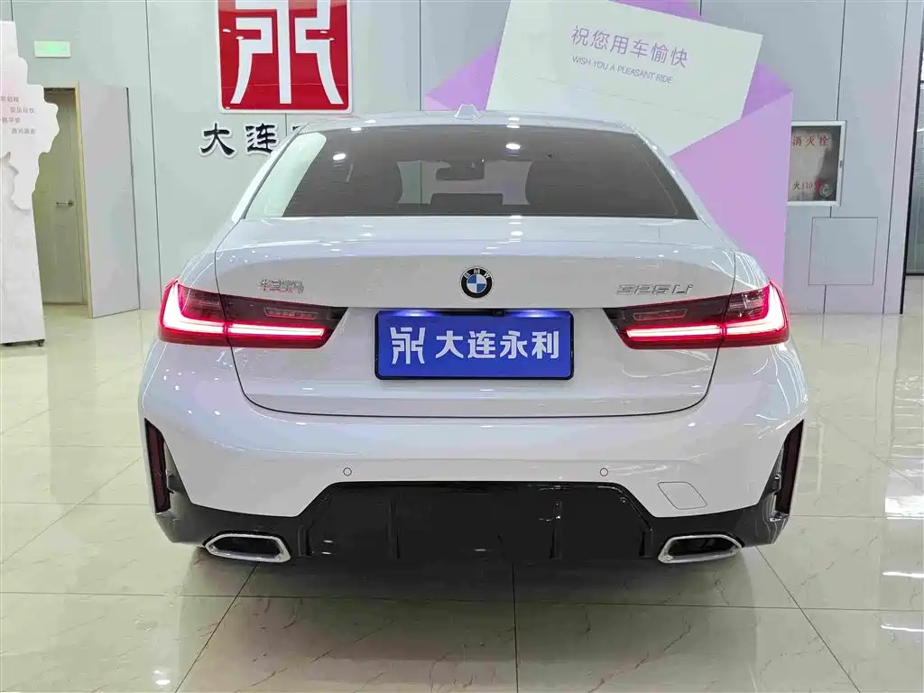 BMW 3 Series 2025