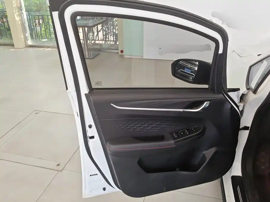 Geely Vision X3 2021