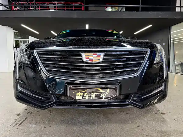 Cadillac CT6 2017