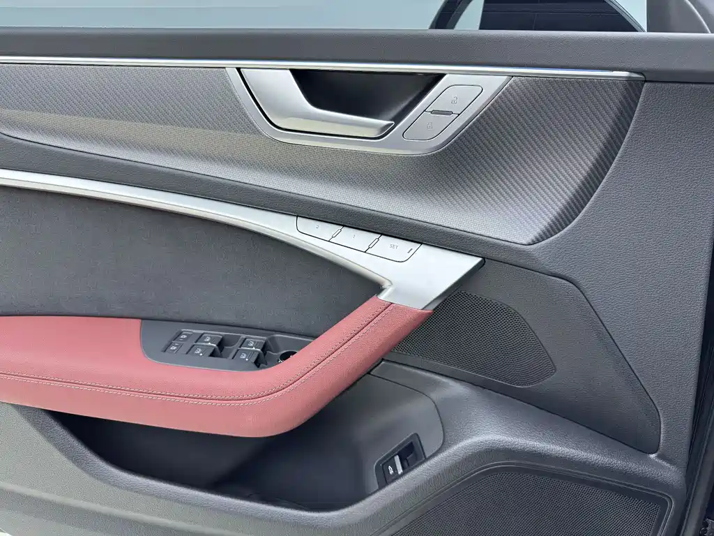 Audi A7L 2025 — фото 10