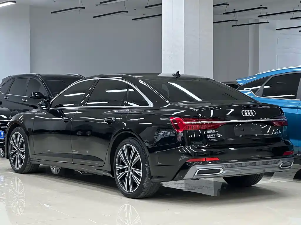 Audi A6L 2022