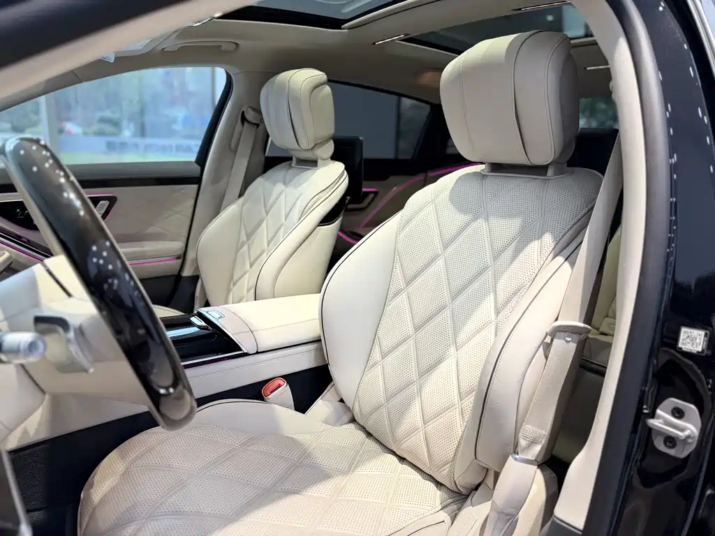 Mercedes-Benz Maybach S-Class 2023