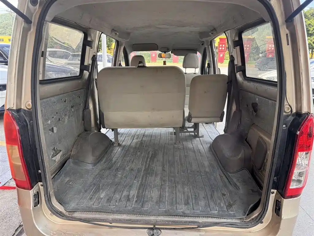Wuling Rongguang V 2018 — фото 12