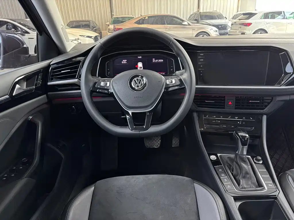 Volkswagen Sagitar 2022