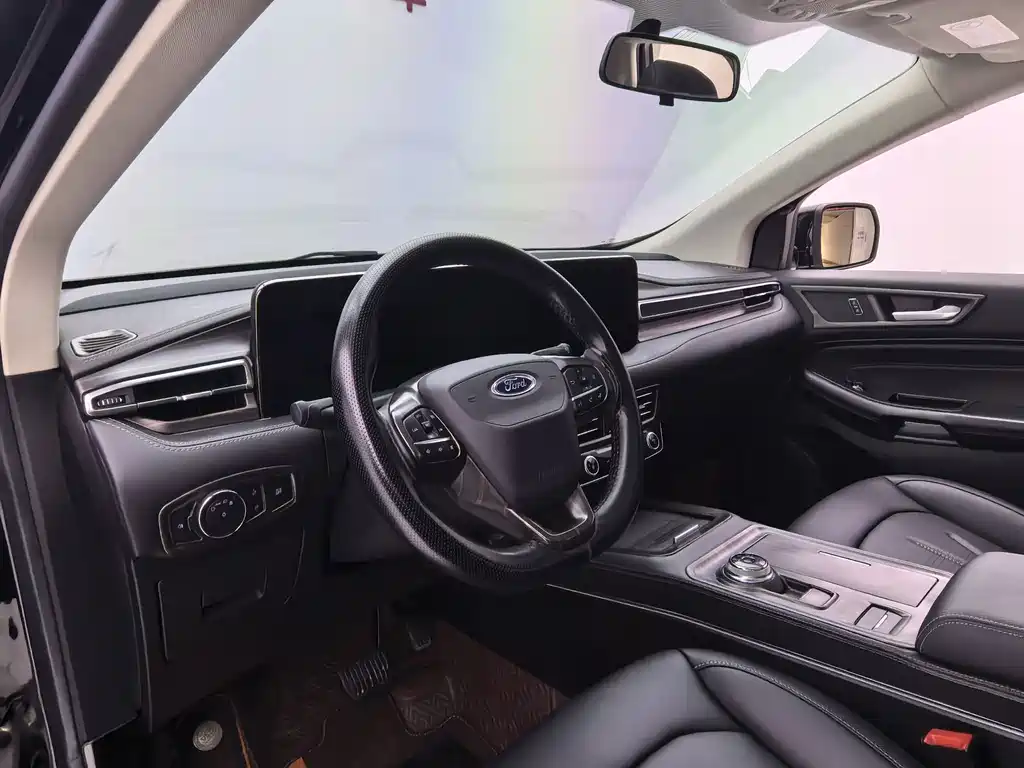 Ford Edge 2022 — фото 15