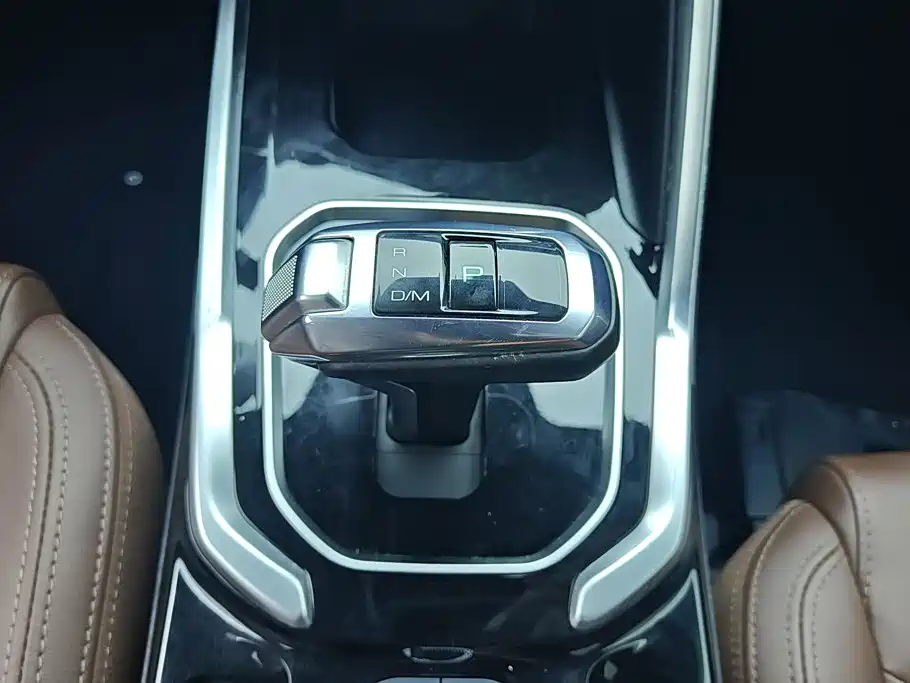 Haval H6 2017 — фото 16