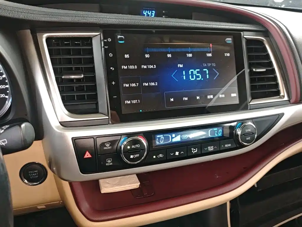 Toyota Highlander 2016 — фото 18