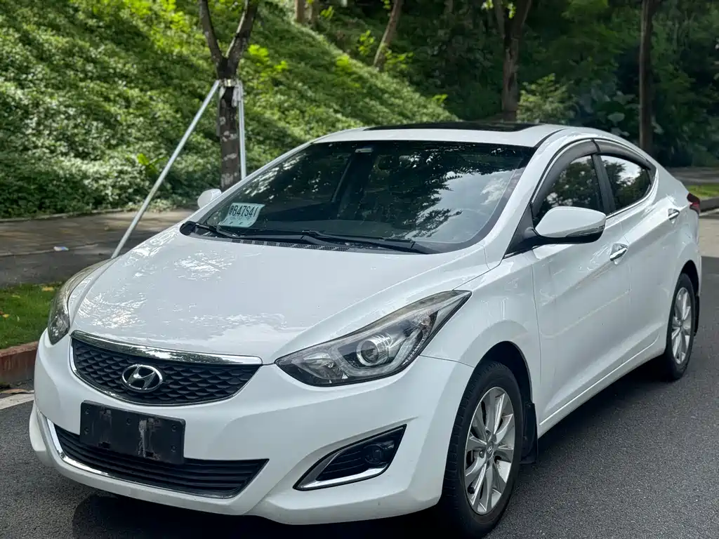 Hyundai Elantra 2017