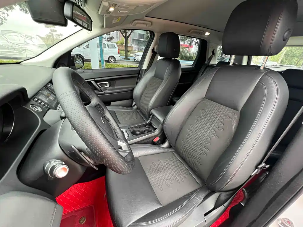 Land Rover Discovery Sport 2019 — фото 10