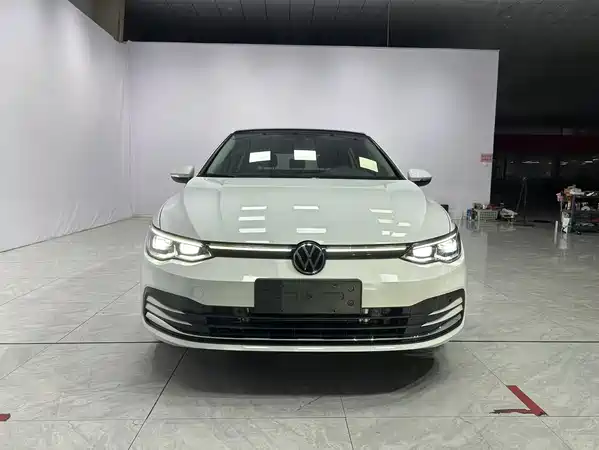 Volkswagen Golf 2022