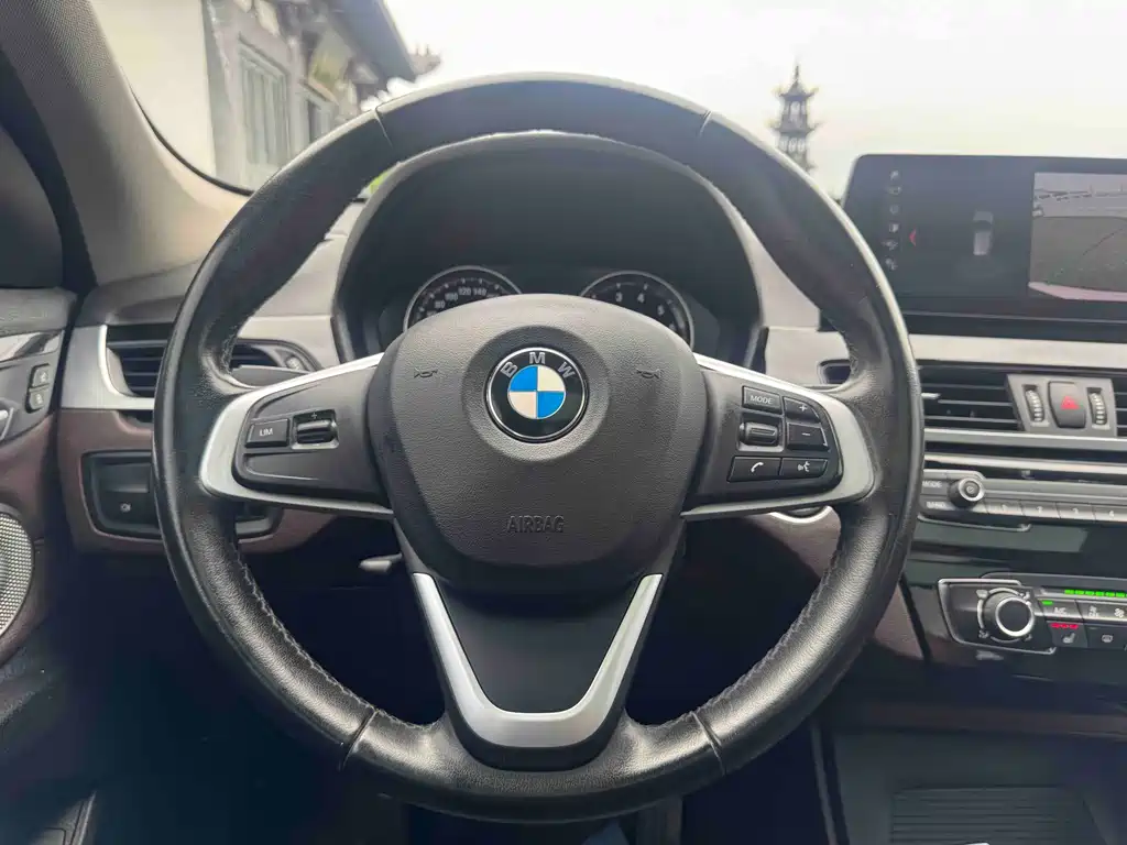 BMW X1 2022 — фото 15