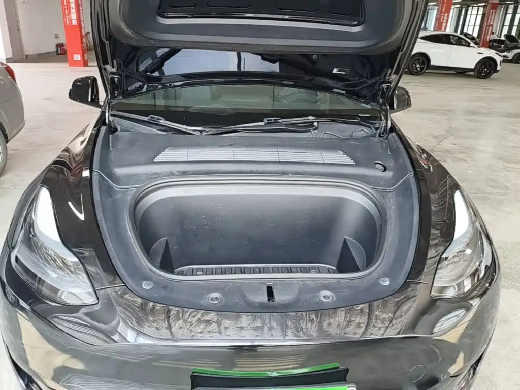 Tesla Model Y 2023 — фото 20