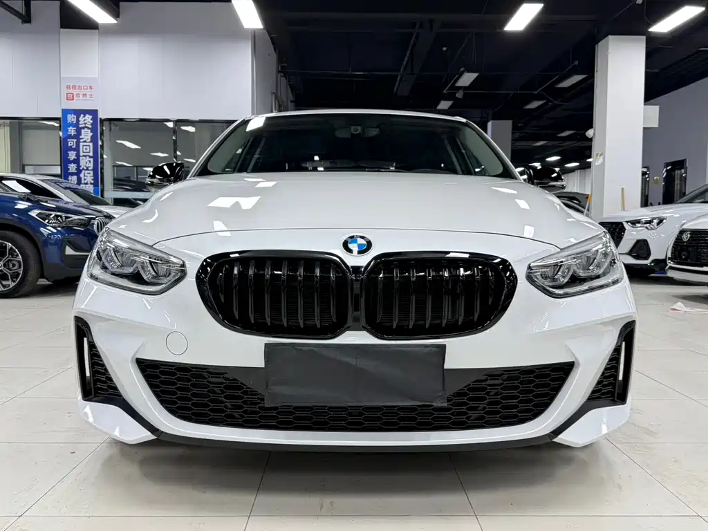 BMW 1 Series 2023