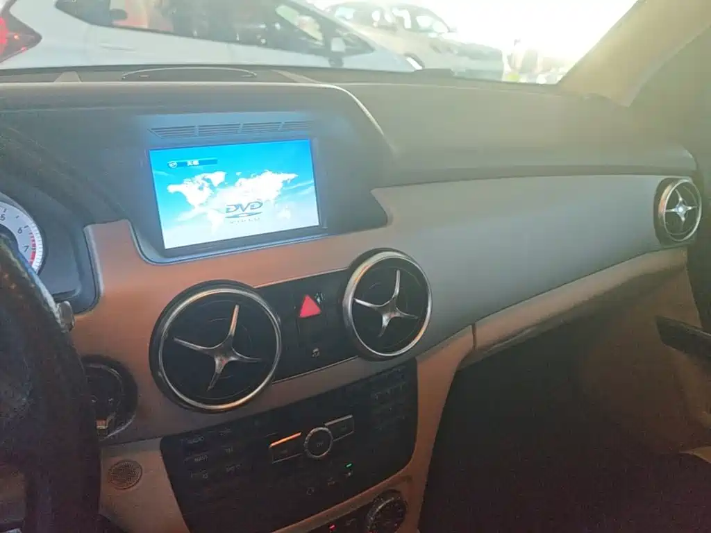 Mercedes-Benz GLK-Class 2015 — фото 13