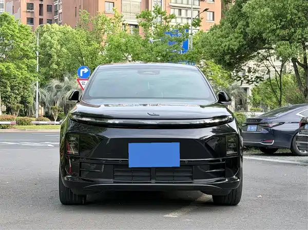 Li Auto L6 2024