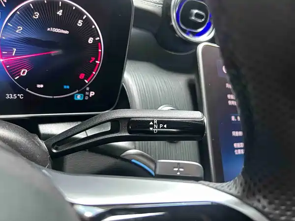 Mercedes-Benz GLC 2024