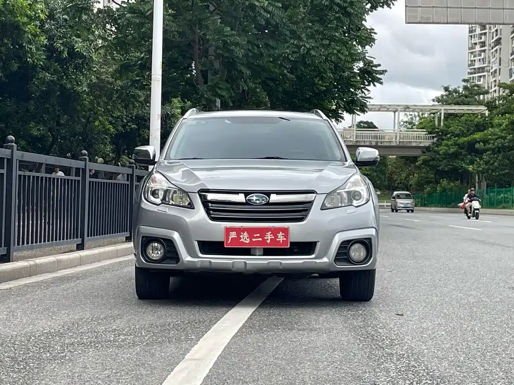Subaru Outback 2014 — фото 2