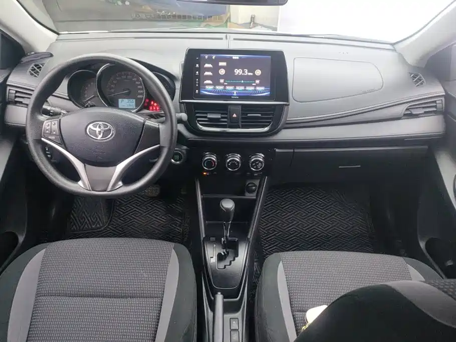 Toyota Vios 2023 — фото 12