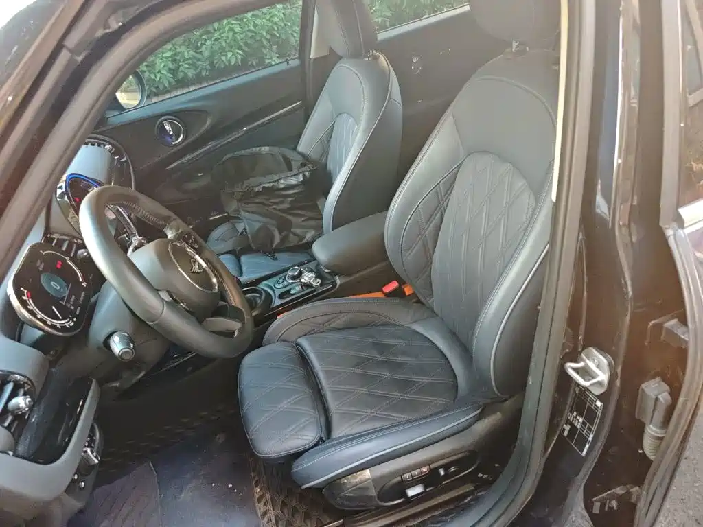 MINI Clubman 2021 — фото 11