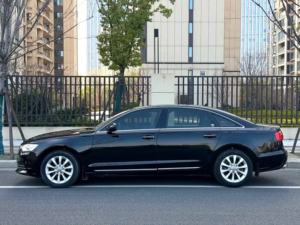 Audi A6L 2013