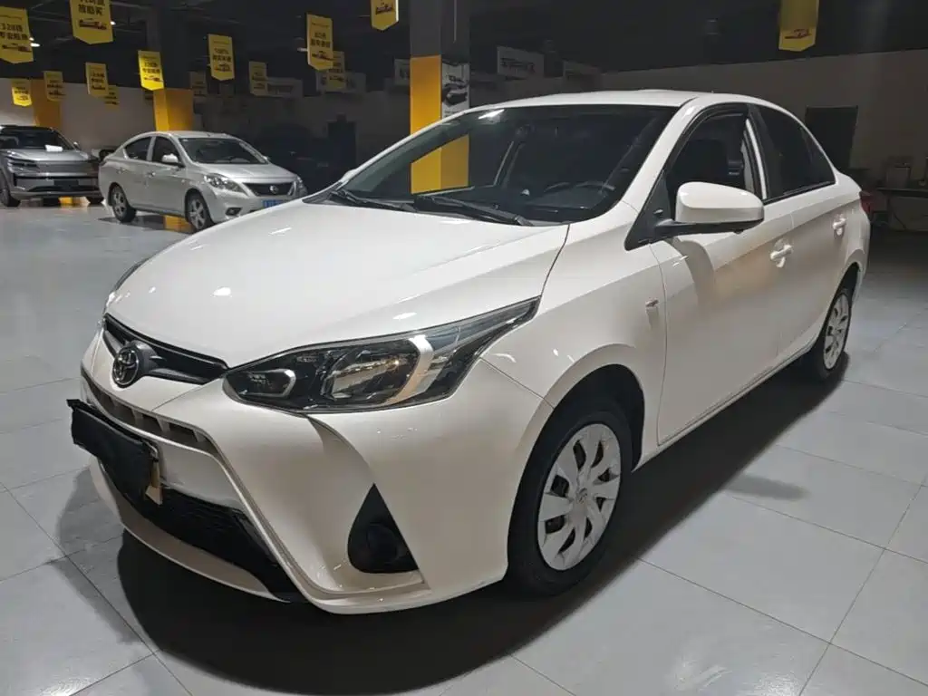 Toyota Yaris L 2019