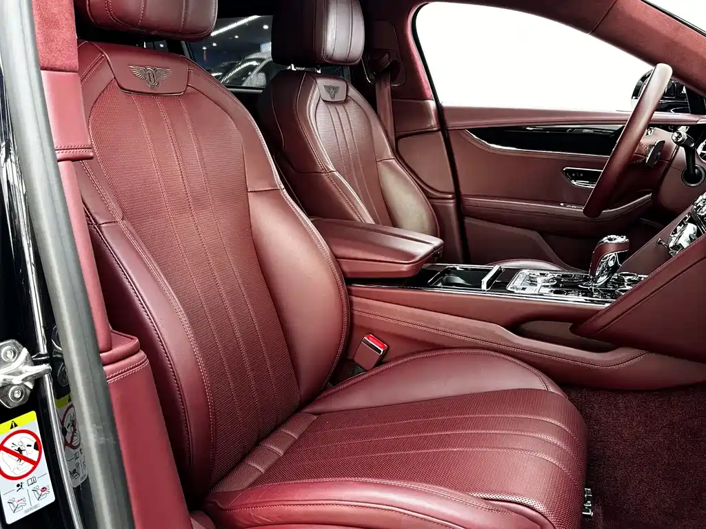 Bentley Flying Spur 2020 — фото 13