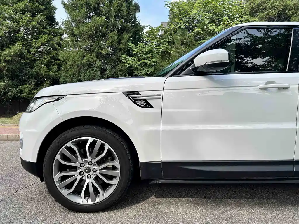 Land Rover Sport 2015