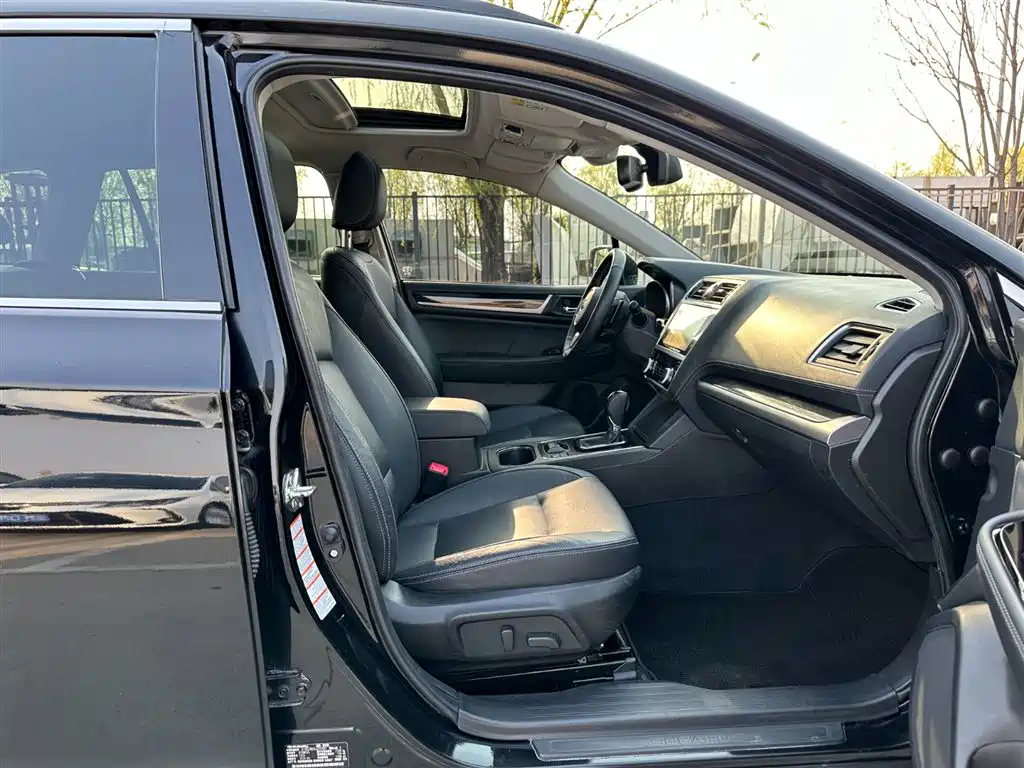 Subaru Outback 2020 — фото 16