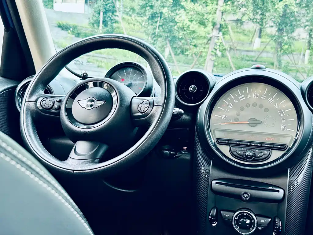 MINI Countryman 2014 — фото 10