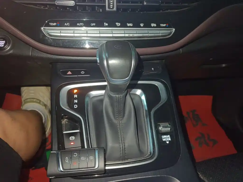 GAC Trumpchi M6 2022 — фото 14