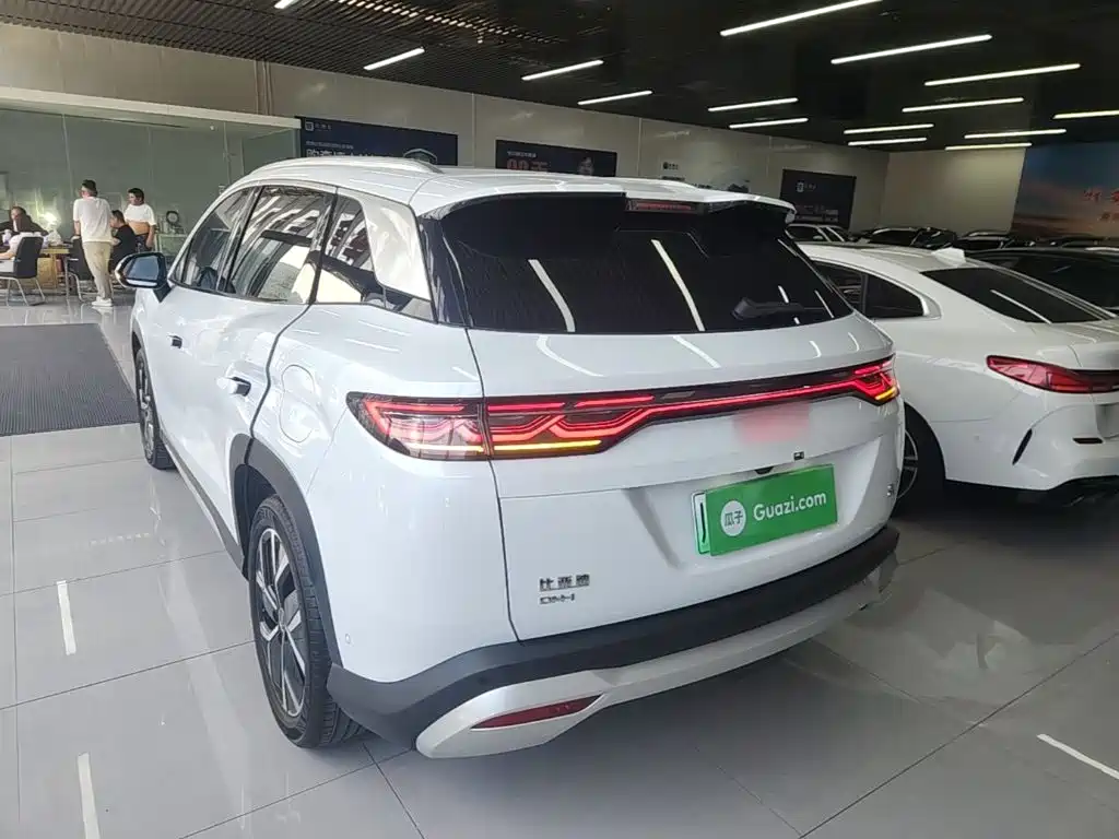 BYD Song L DM-i 2024 — фото 24