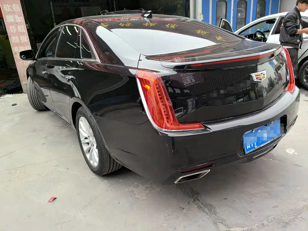 Cadillac XTS 2019 — фото 4